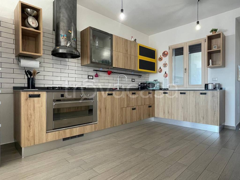 immagine annuncio 2 di 13