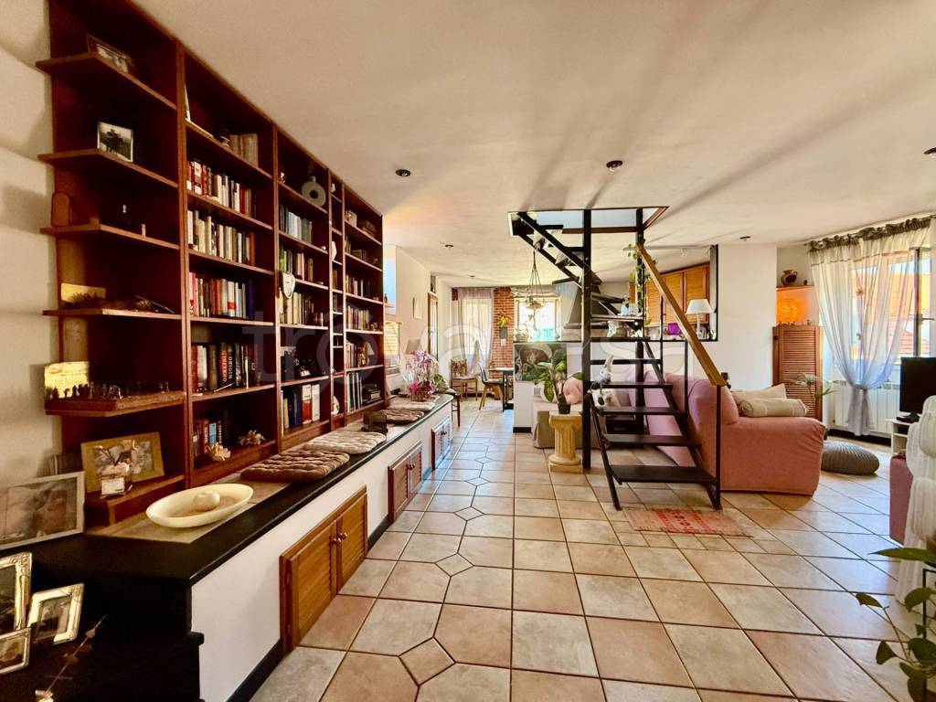 immagine annuncio 1 di 15