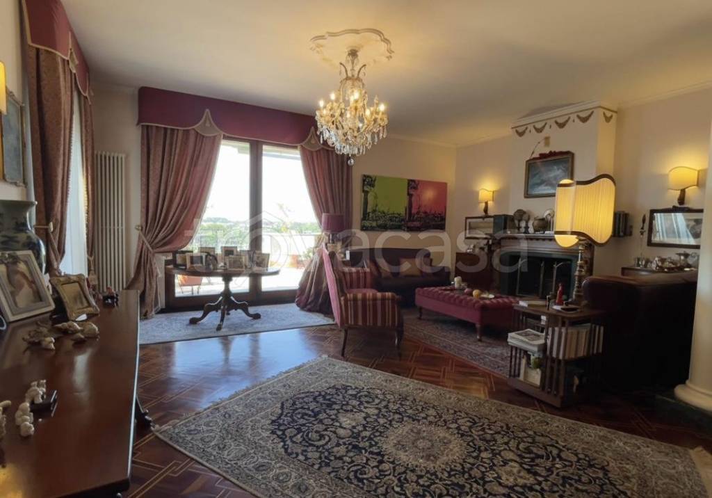 immagine annuncio 1 di 12