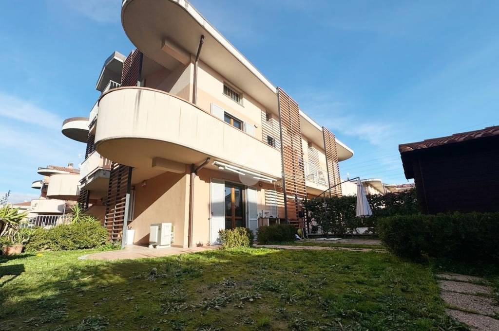 immagine annuncio 1 di 15