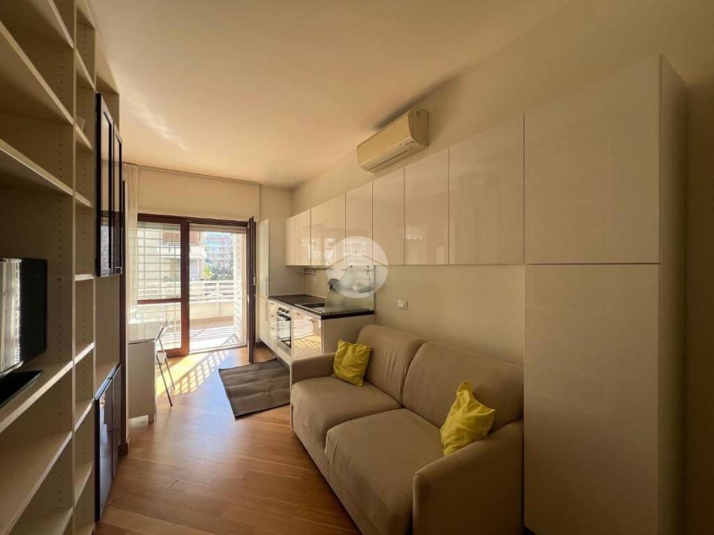 immagine annuncio 1 di 14