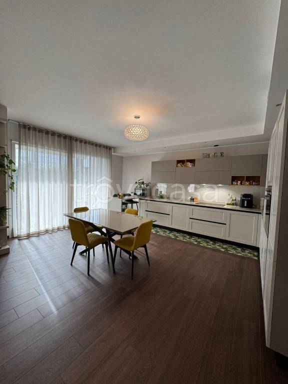 immagine annuncio 3 di 8