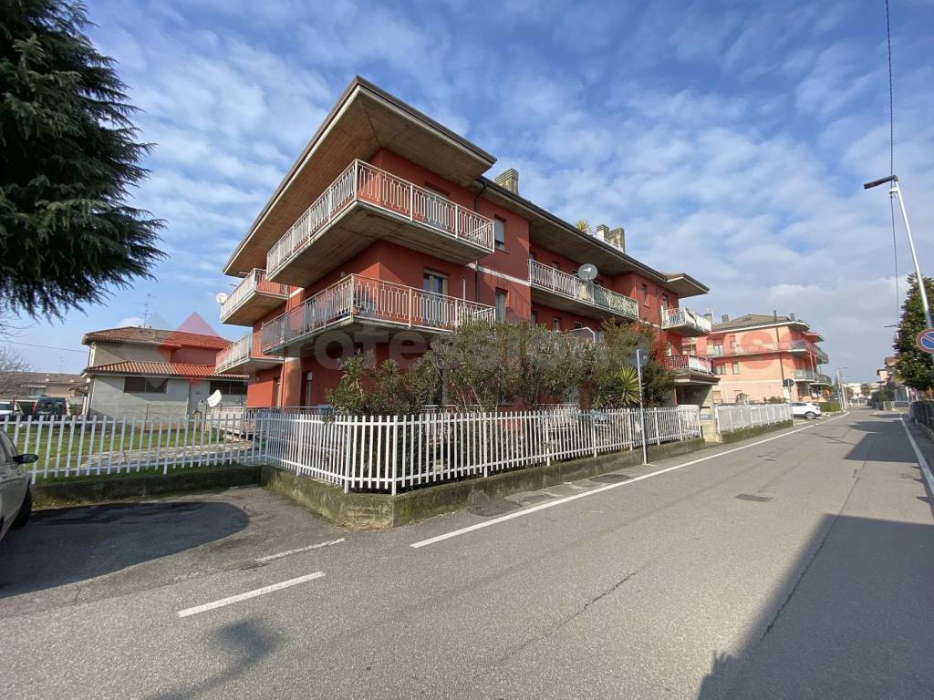 immagine annuncio 1 di 15