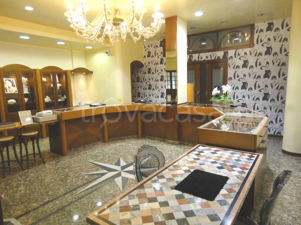 immagine annuncio 5 di 8