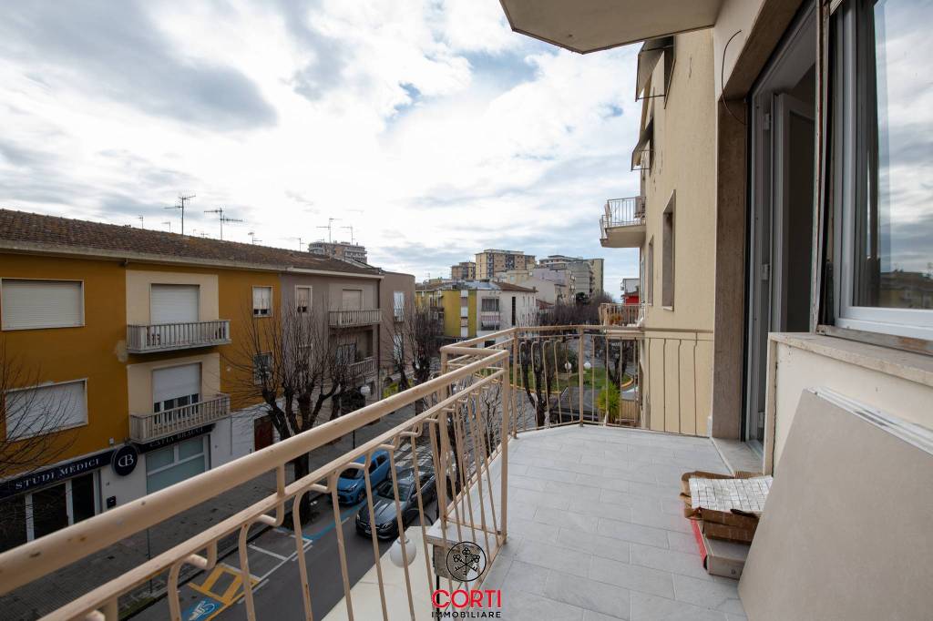 immagine annuncio 4 di 8