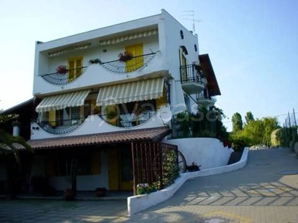 immagine annuncio 1 di 15