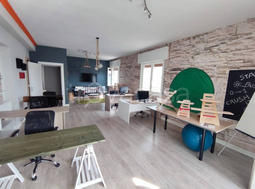 immagine annuncio 2 di 12