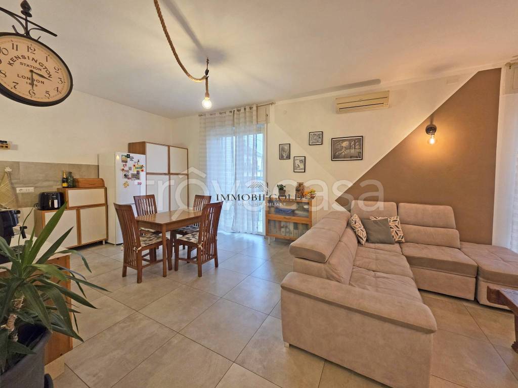 immagine annuncio 1 di 14