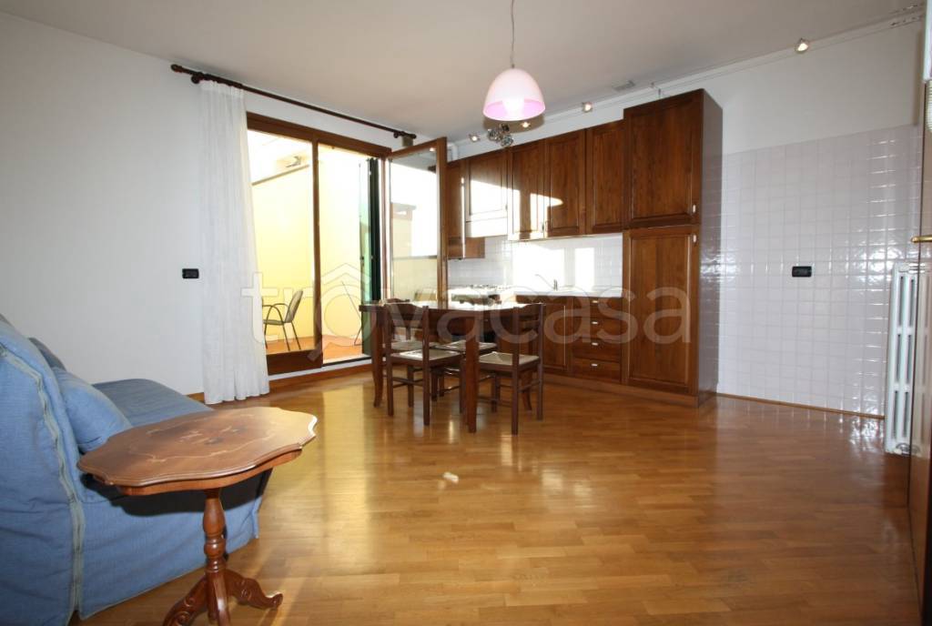 immagine annuncio 1 di 8