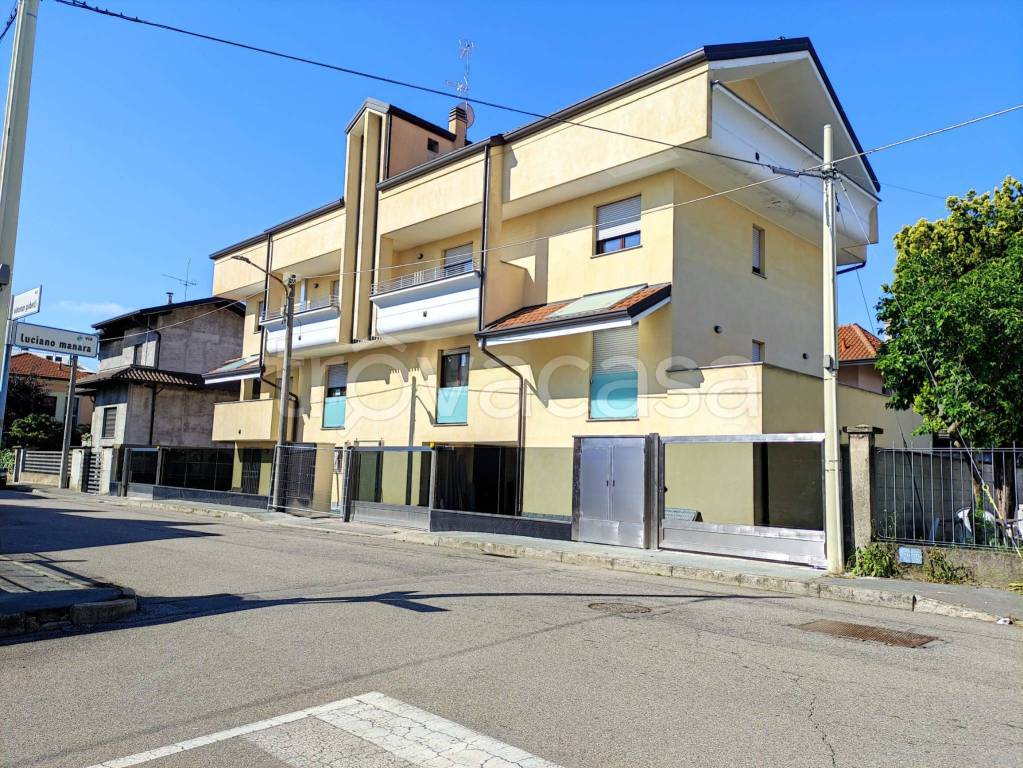 immagine annuncio 11 di 13