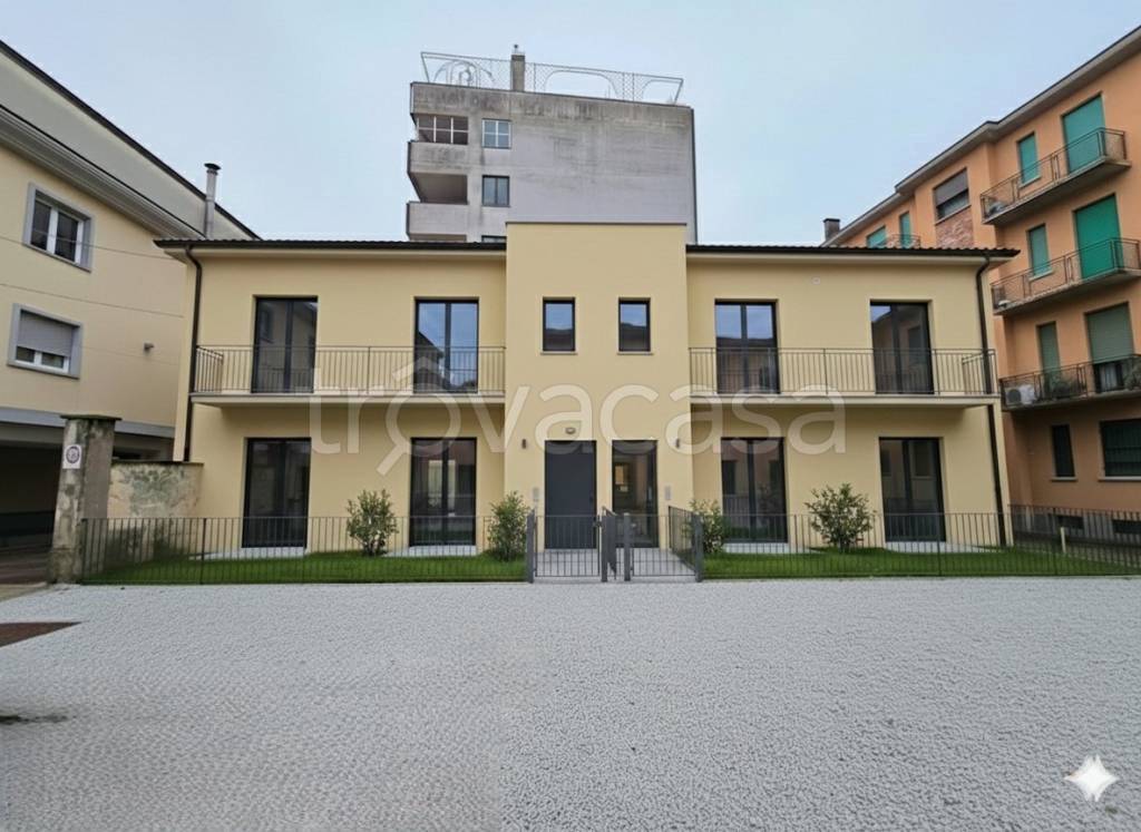 immagine annuncio 3 di 8