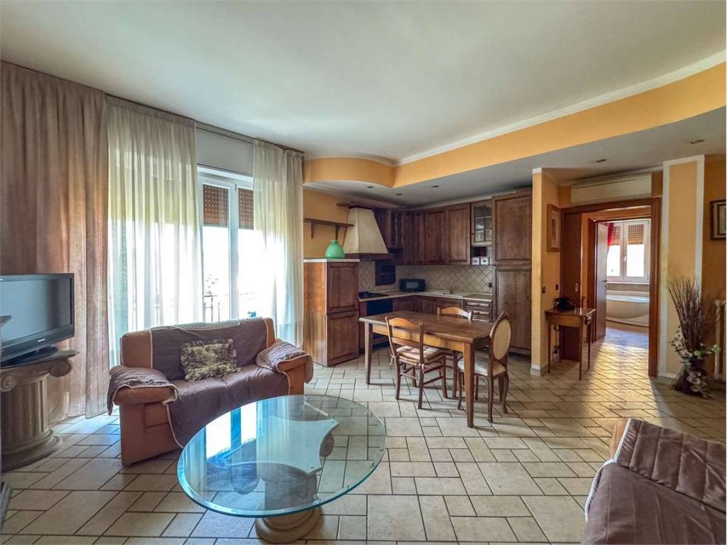 immagine annuncio 1 di 14