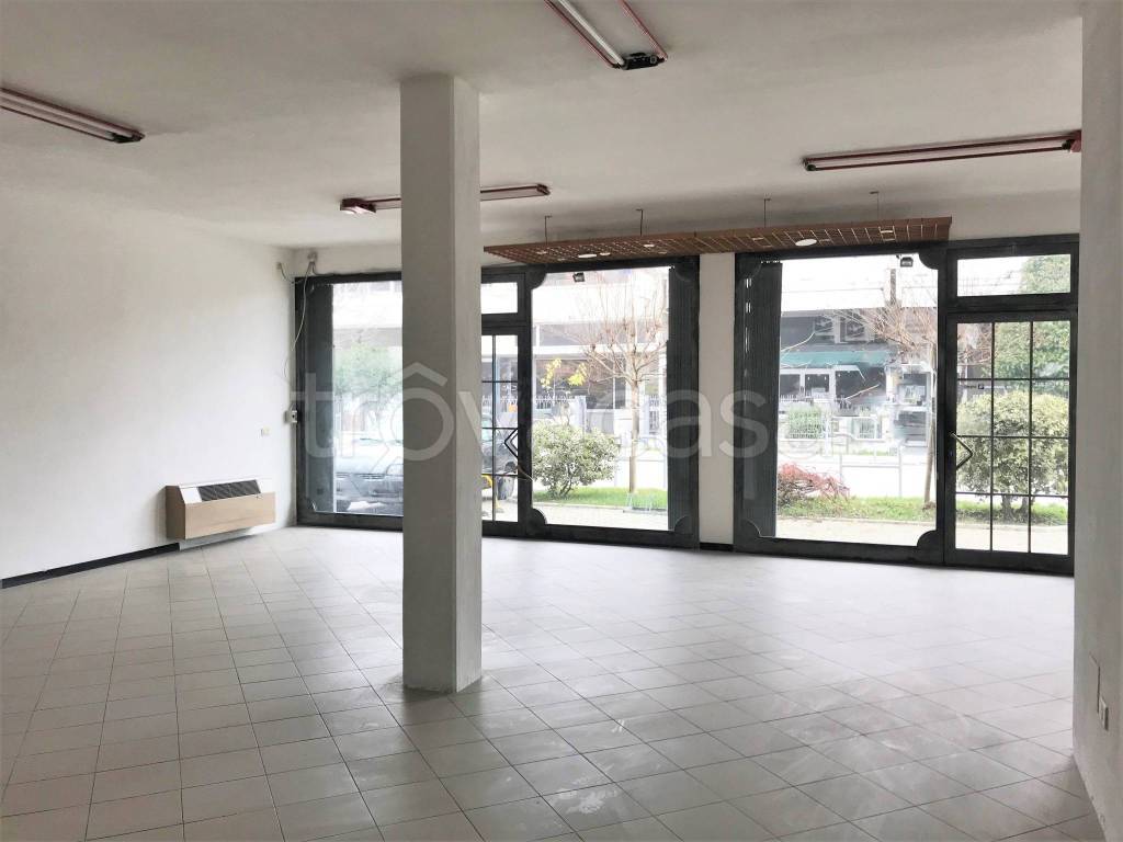 immagine annuncio 11 di 12