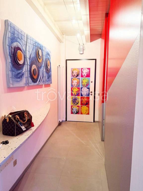 immagine annuncio 1 di 8