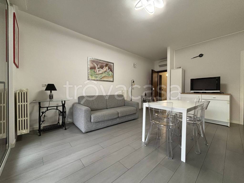 immagine annuncio 2 di 12