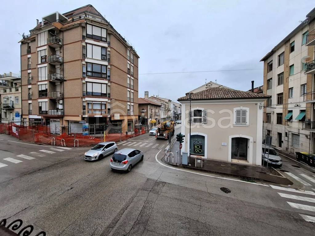 immagine annuncio 5 di 8