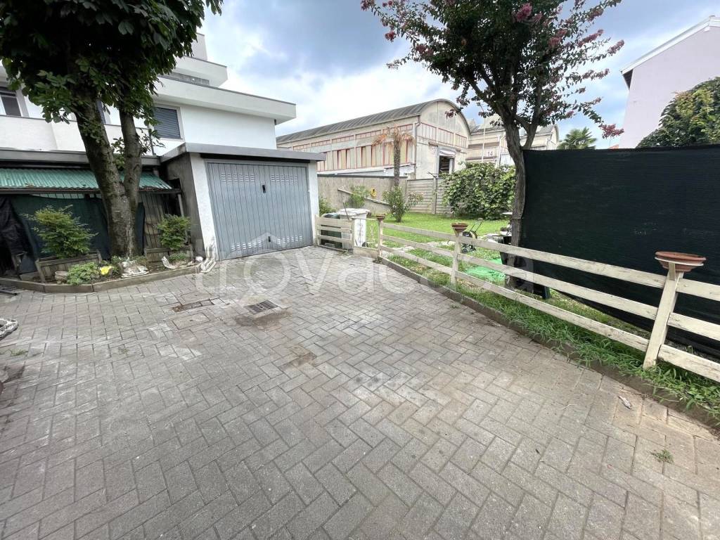 immagine annuncio 1 di 15