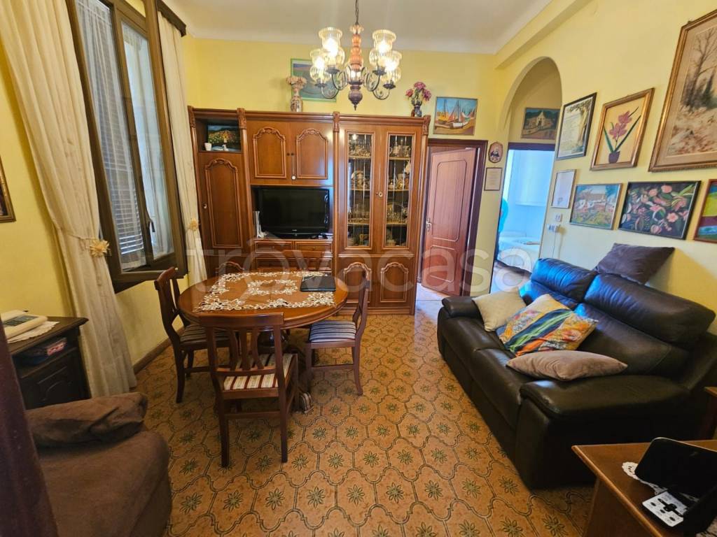 immagine annuncio 1 di 8