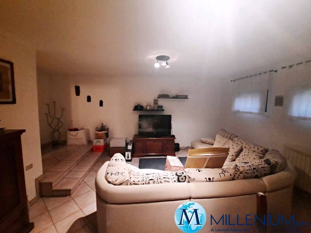 immagine annuncio 11 di 12