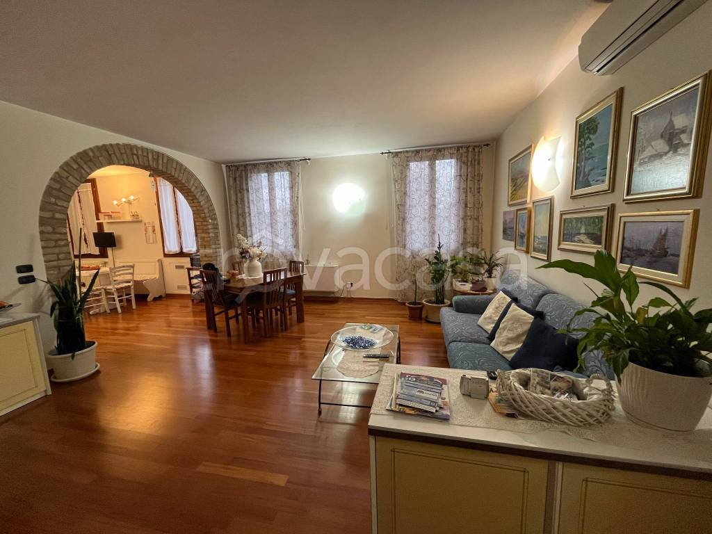 immagine annuncio 4 di 14