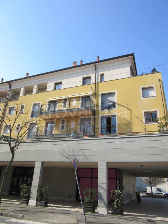 immagine annuncio 10 di 13