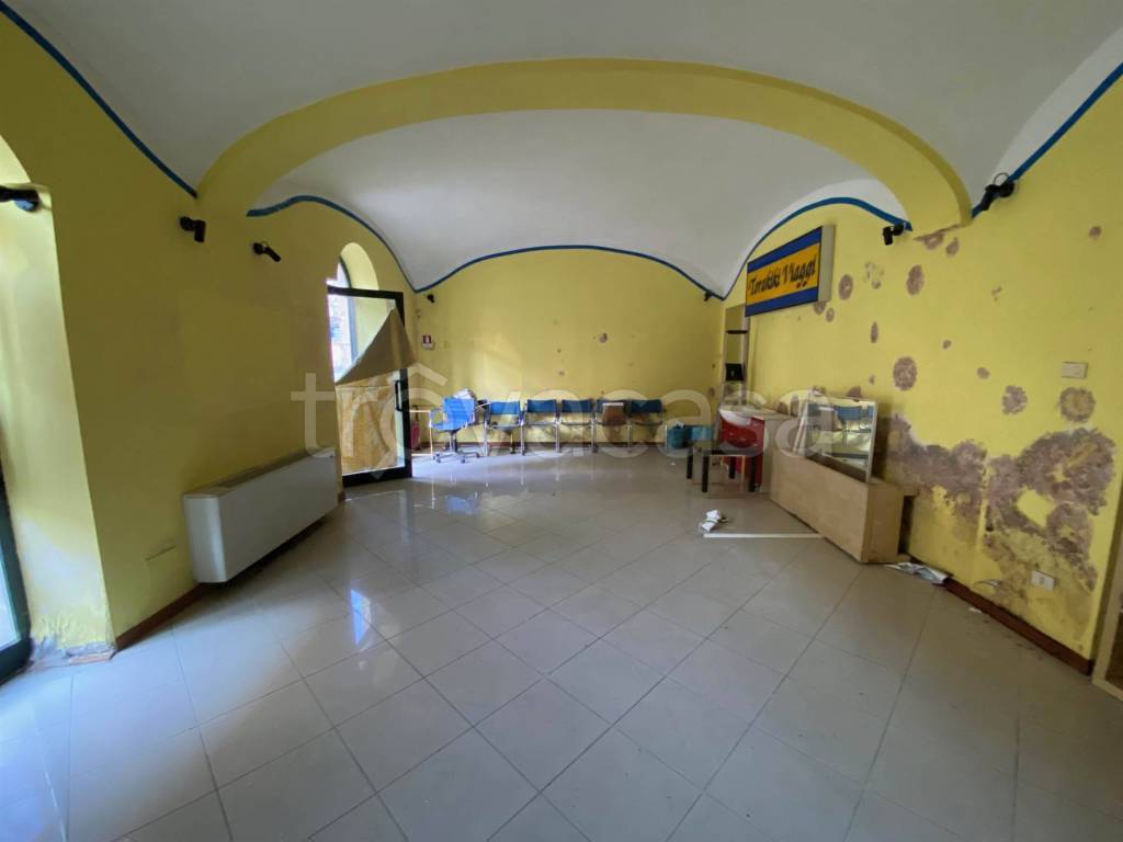 immagine annuncio 1 di 9