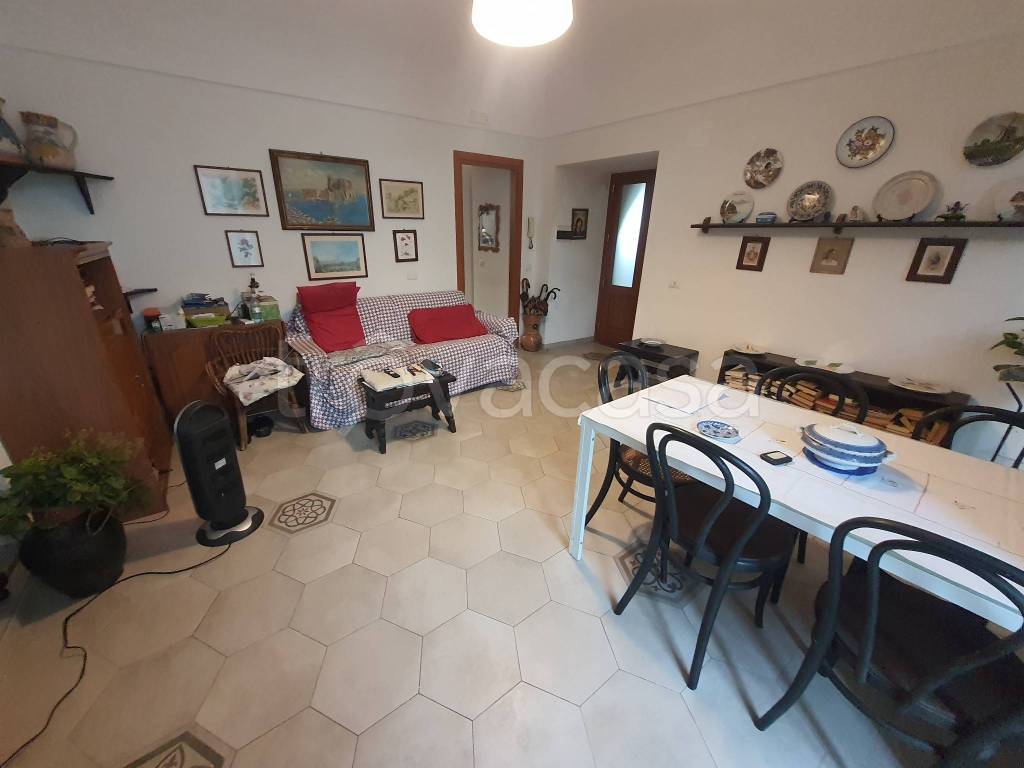 immagine annuncio 1 di 8