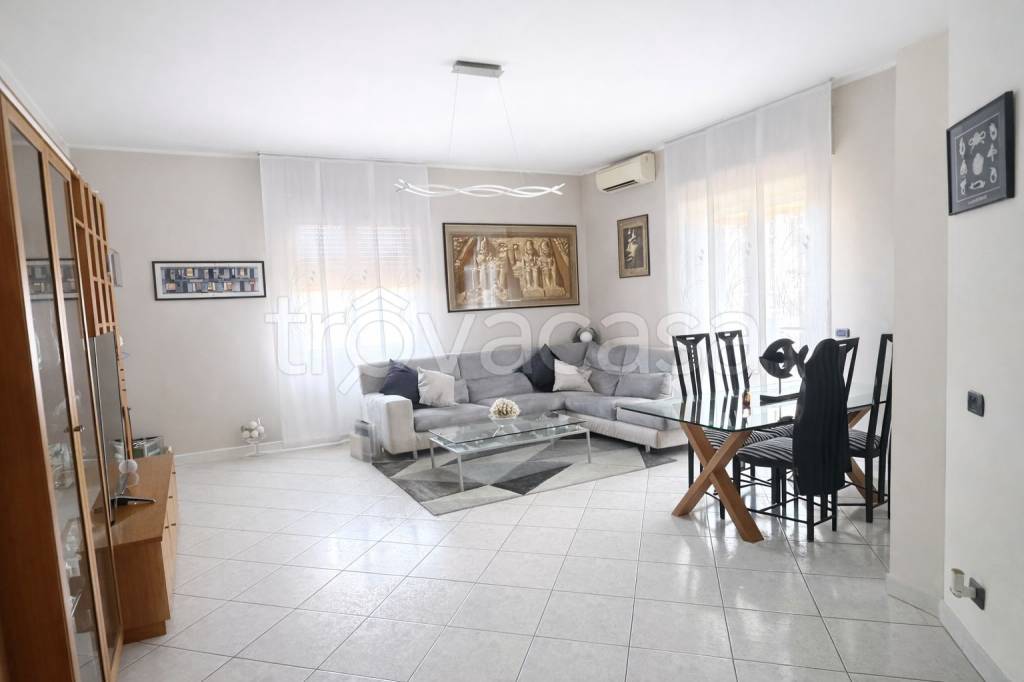 immagine annuncio 2 di 12