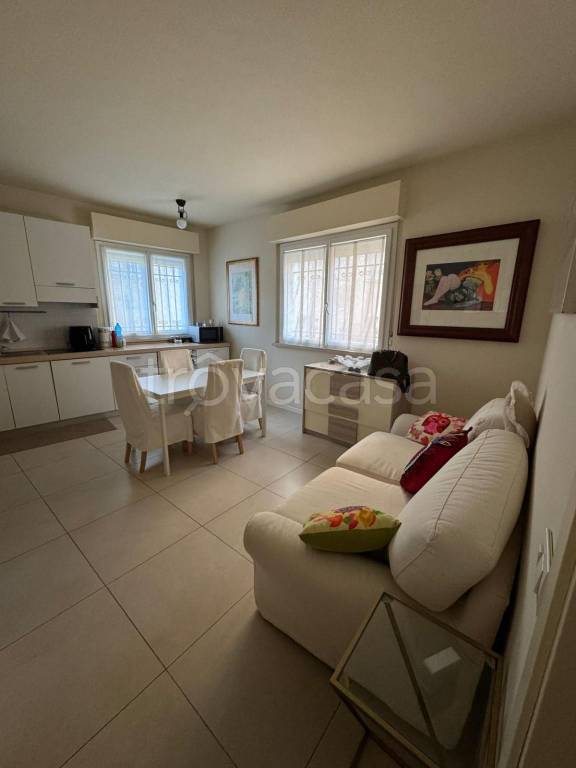 immagine annuncio 1 di 8