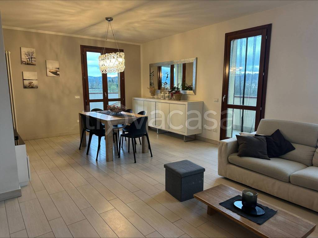 immagine annuncio 3 di 8