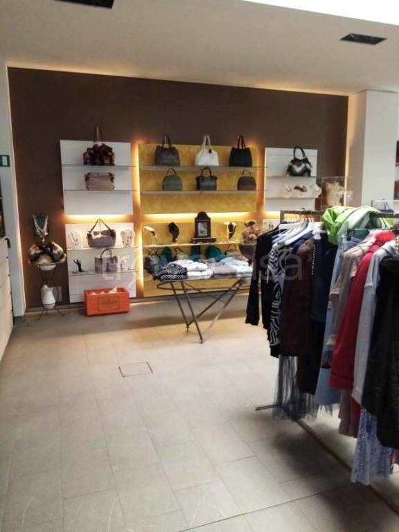negozio in vendita a San Lazzaro di Savena