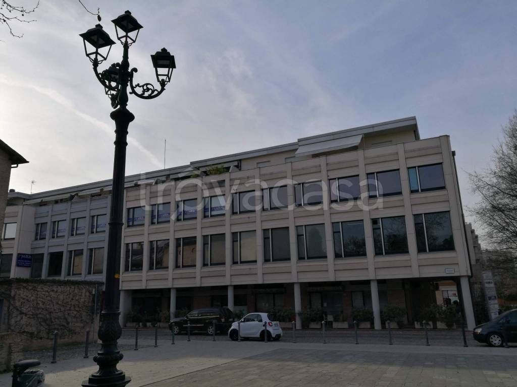 immagine annuncio 1 di 14