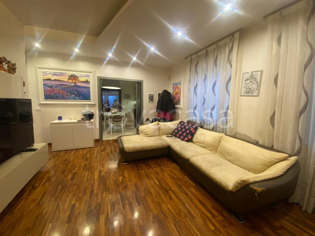 immagine annuncio 1 di 14