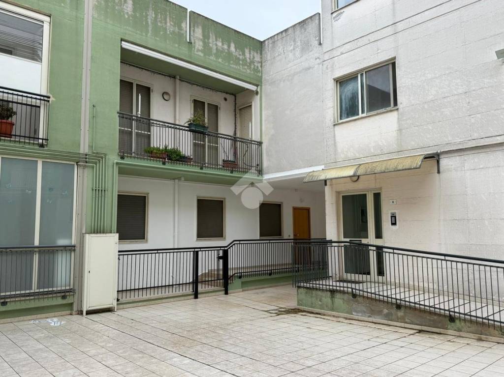 immagine annuncio 1 di 9