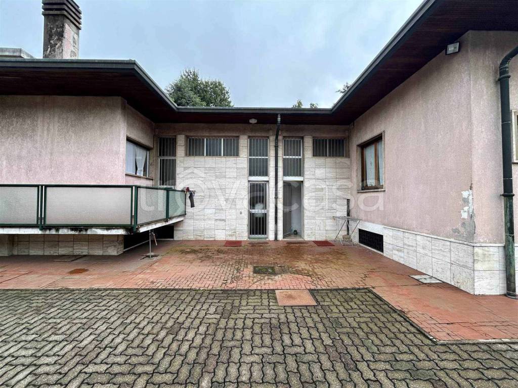 immagine annuncio 11 di 12