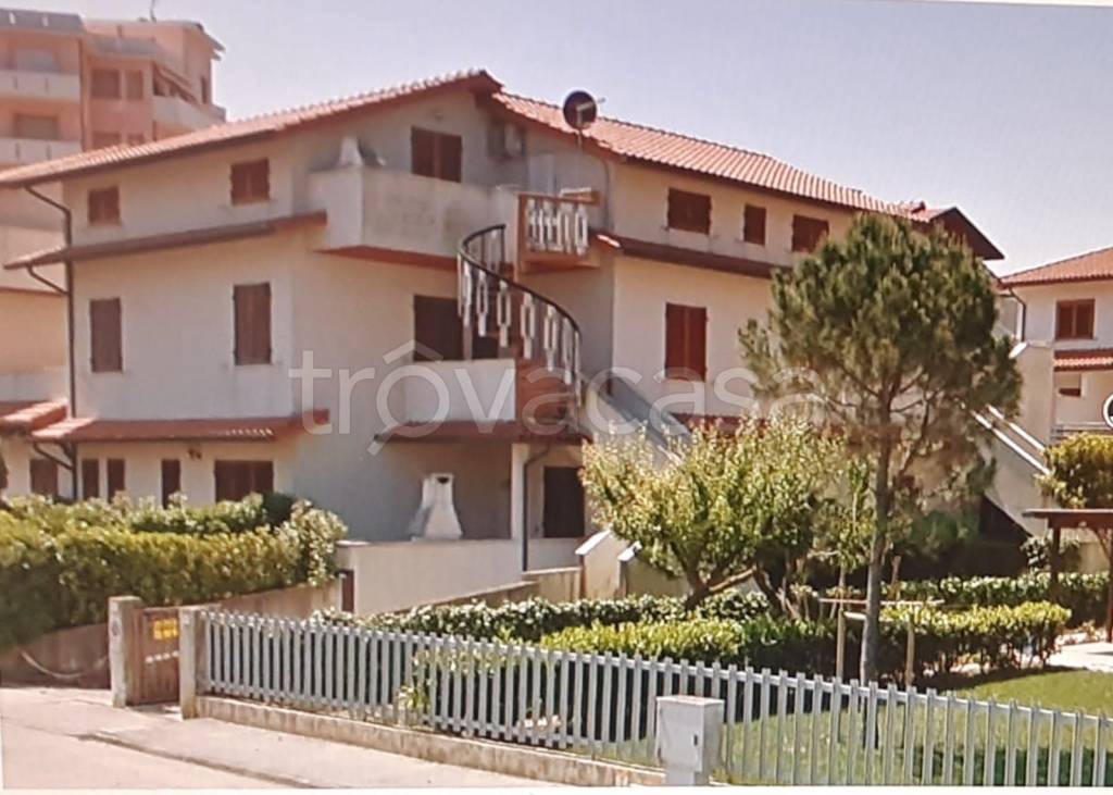 immagine annuncio 4 di 8