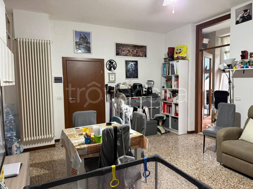 immagine annuncio 3 di 8