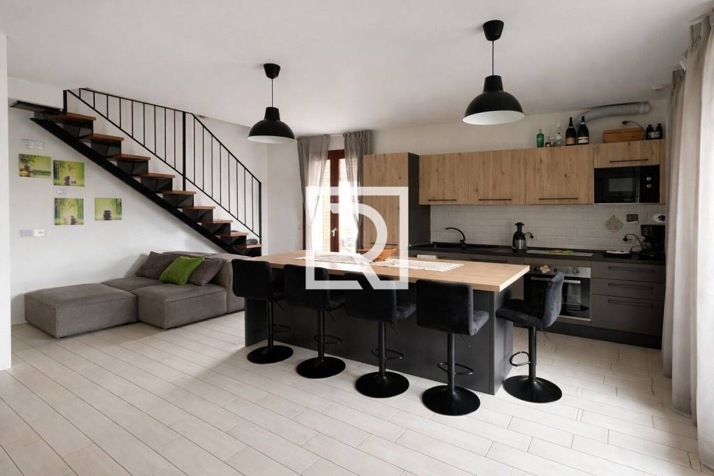 immagine annuncio 1 di 12