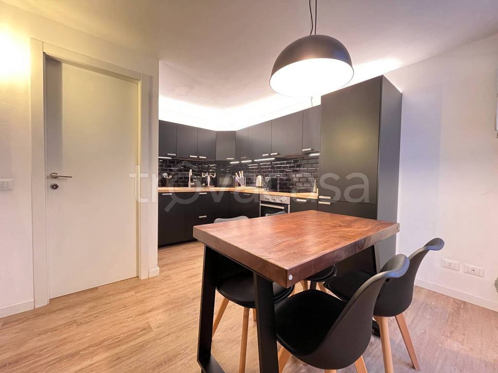 immagine annuncio 1 di 14