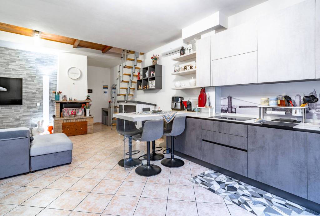 immagine annuncio 1 di 13