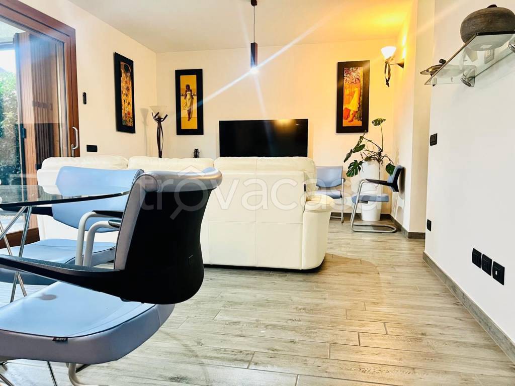 immagine annuncio 1 di 14