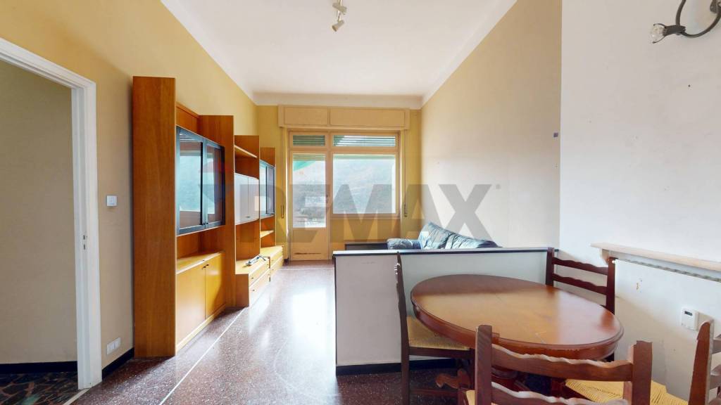 appartamento in vendita a Genova in zona Molassana