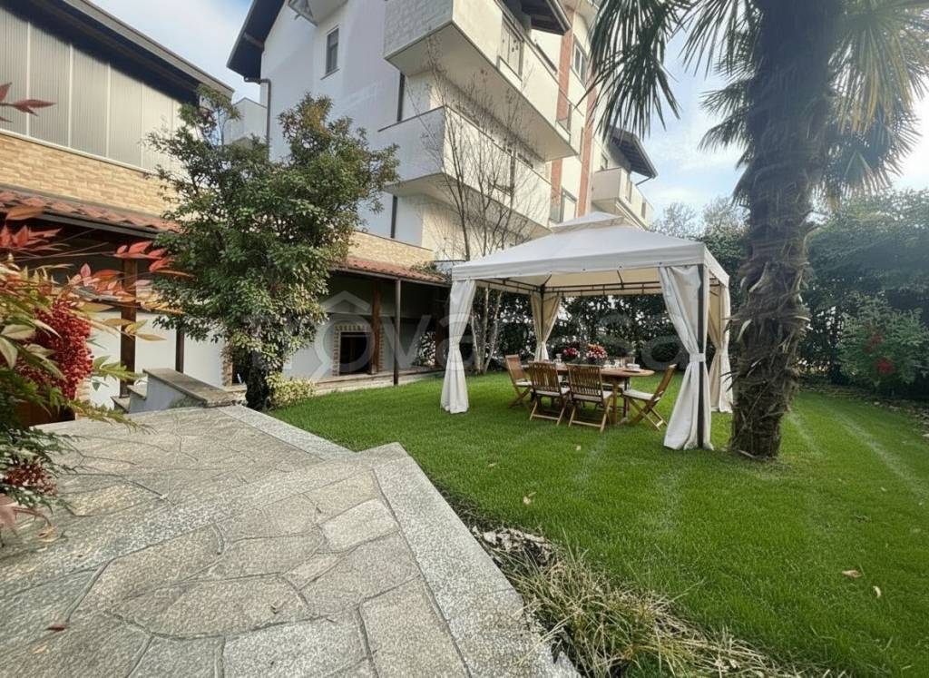 immagine annuncio 1 di 11