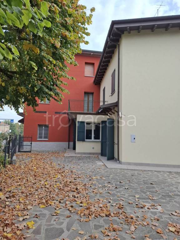 appartamento in affitto a Valsamoggia in zona Crespellano