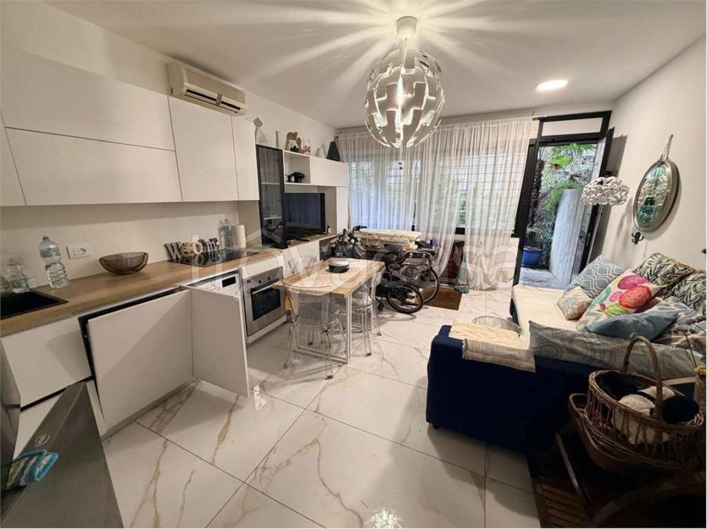 immagine annuncio 1 di 12