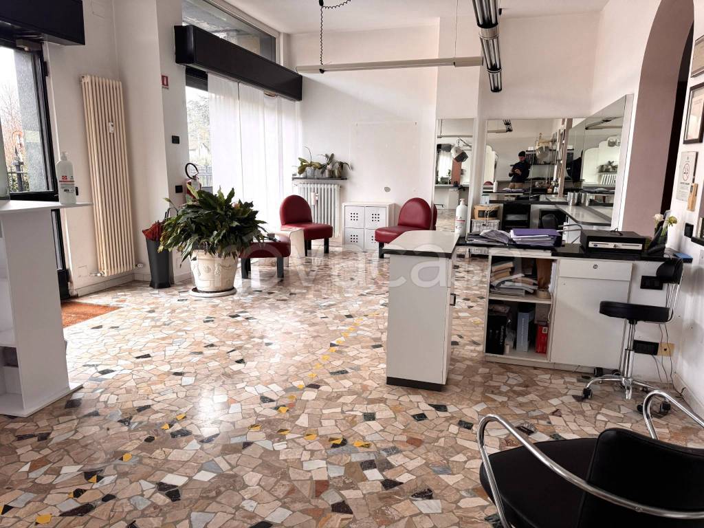 immagine annuncio 1 di 12