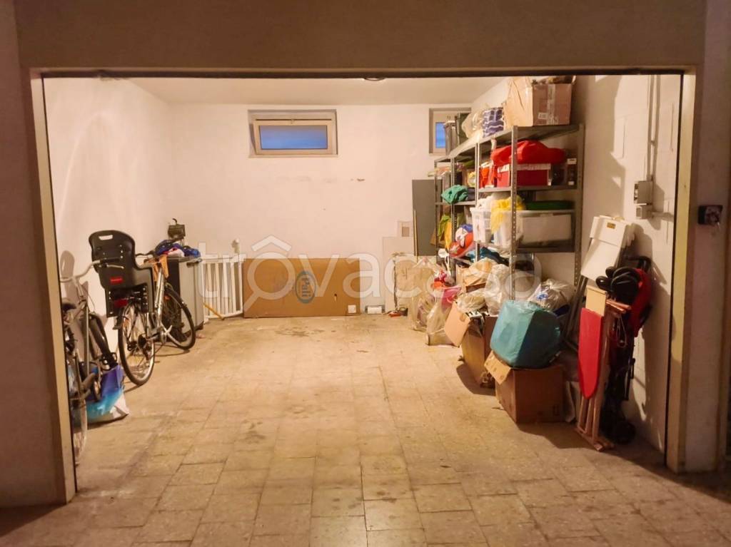 immagine annuncio 12 di 13