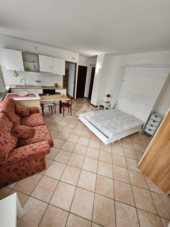 immagine annuncio 4 di 8