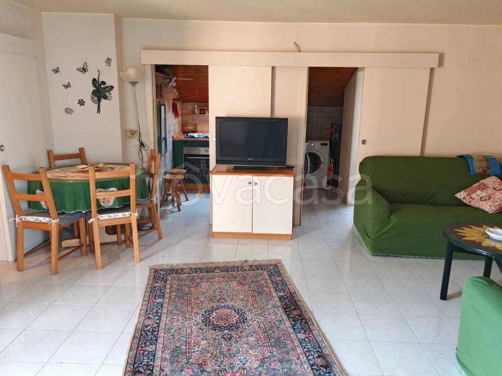 immagine annuncio 1 di 9