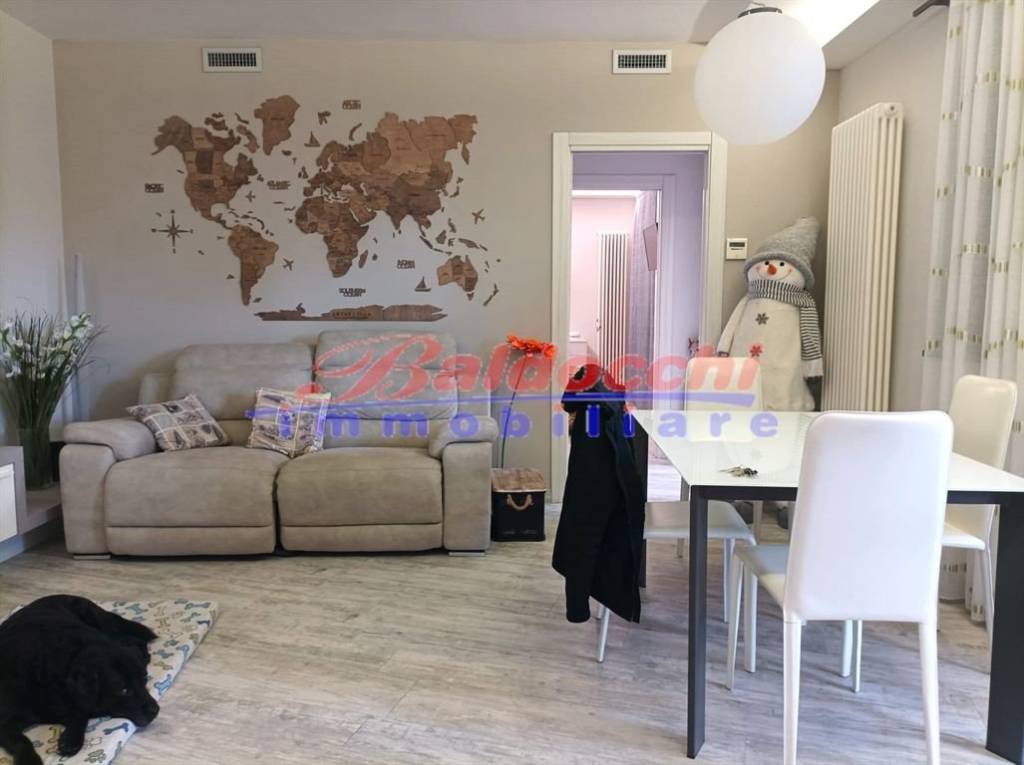 appartamento in vendita a Fano in zona Fenile